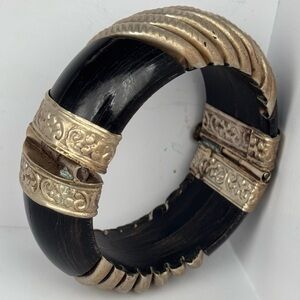 Vintage  Carved Horn Brass Bangle Hinged Pin Closure Bracelet